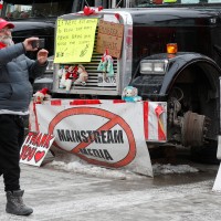 blokada, kanada, tovornjakarji, konvoj svobode, protest, most ambassador