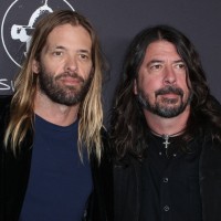 taylor hawkins, dave grohl