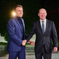 Emmanuel Macron, Olaf Scholz