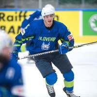luka maver slovenija hokej 22 dj