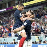 mbappe giroud 1