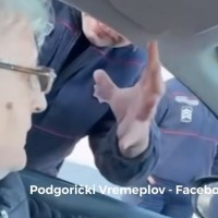 črnogorska policista, profesor