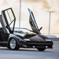 lamborghini-countach