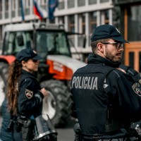 protest-kmetov, traktor
