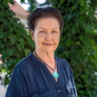 Alenka Puhar