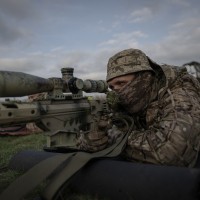 ukrainian-sniper-soldier