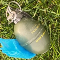 granata, dozirnik za pasje vrečke