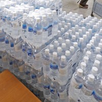 voda v plastenki steklenici