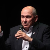 janez jansa bobo.JPG