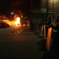 policija-svetuje, protest, anglija