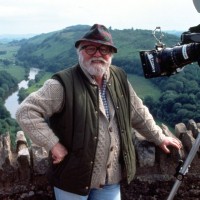 Richard Attenborough je bil veliki angleški igralec, producent in režiser, umrl je pred desetimi let