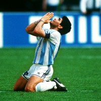 592-13-maradona 1 (OBREZ)