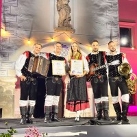 oplotnica-guštni muzikanti