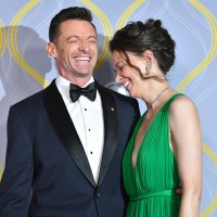 Hugh Jackman, Sutton Foster (2)