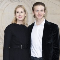 Kelly Rutherford, Hermés Gustaf Daniel Giersch