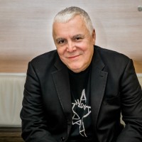 Praslovan, Zoran Predin - Zoran Predin je eden tistih glasbenikov, ki so pustili neizbrisen pečat na