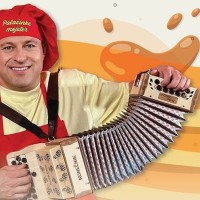 Boštjan Konečnik, znan po svoji sposobnosti združevanja tradicionalne narodno-zabavne glasbe s sodob
