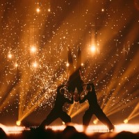 Tako kot je bil na glavo obrnjen na zadnji Evroviziji Klemen Slakonja, tako obrnjena je trenutno sit