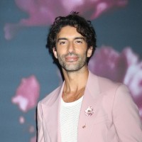 Justin Baldoni - Justin Baldoni je na sodišču izgubil vrtoglavih 352 milijonov evrov odškodnine
