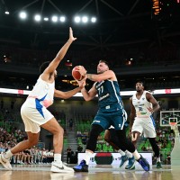 luka doncic slovenija velika britanija mm