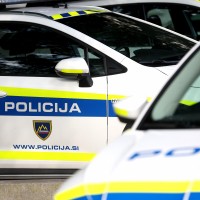policija policijski avto