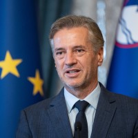 robert golob vlada.jpg