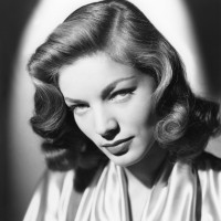 Lauren Bacall je šepetala z ognjenim glasom in znala občinstvo dobesedno zamrzniti s pogledom