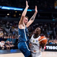 Luka Dončić, Dennis Schröder