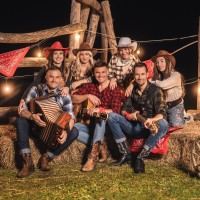 Gadi ponosni na novo polko Paše, ki je živahna, nagajiva in polna pozitivne energije