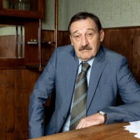 Lik sem gradil v posvetu s scenaristi, režiserji, sam pa sem glede na scenarij in besedišče nekako v