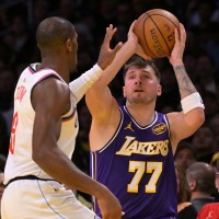 doncic lakers (2)