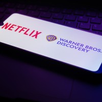 netflix, warner-bros