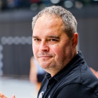 851-11-tamse (v tisto fotko nekam uguraj)