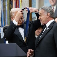 Sylvester Stallone, Donald Trump - Splet se je smejal Trumpovemu lapsusu, nekateri pa so postali zas