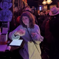 Hekate Café & Elixir Lounge ke vedno nabito poln