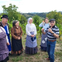 Joe Ekart na snemanju nadaljevanke Korenine_foto FB