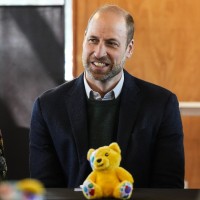Prince William še vedno pogreša mamo in Carol je zanj velika opora