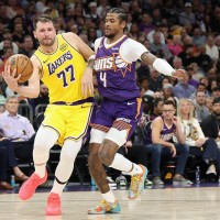 luka doncic lakers phoenix pm