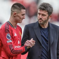 benjamin sesko michael carrick pm