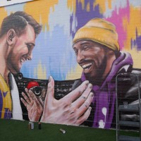 kobe doncic poslikava