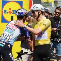 primoz roglic tadej pogacar.jpg