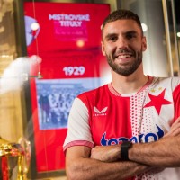 sturm slavia.jpg