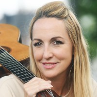 Eva Hren