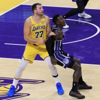 luka dončić dennis schroder.jpg