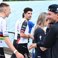 tadej pogacar primoz roglic.jpg