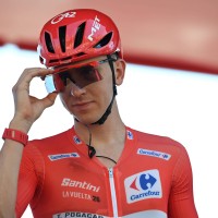 Pogacar-vuelta.jpg