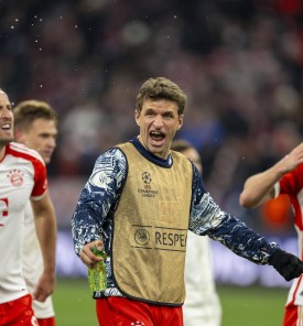 Pred vrati Bayerna veliki Zidane?! Nemški navijači doživeli nov šok, legendarni Francoz je ...