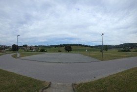 Občina Mirna Peč bo obnovila športni park