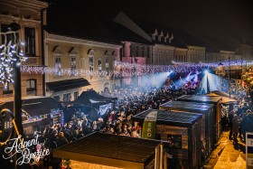 Prvi koncert na prostem navdušil: Big Foot Mama ogrela praznične Brežice