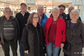 Prečenski upokojenci na ogledu skulptur